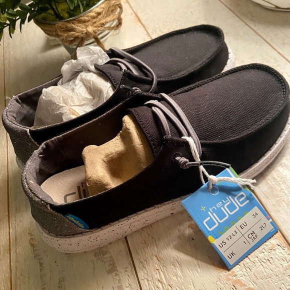 Hey Dude Shoes Nwt Kids Hey Dude Shoes Poshmark